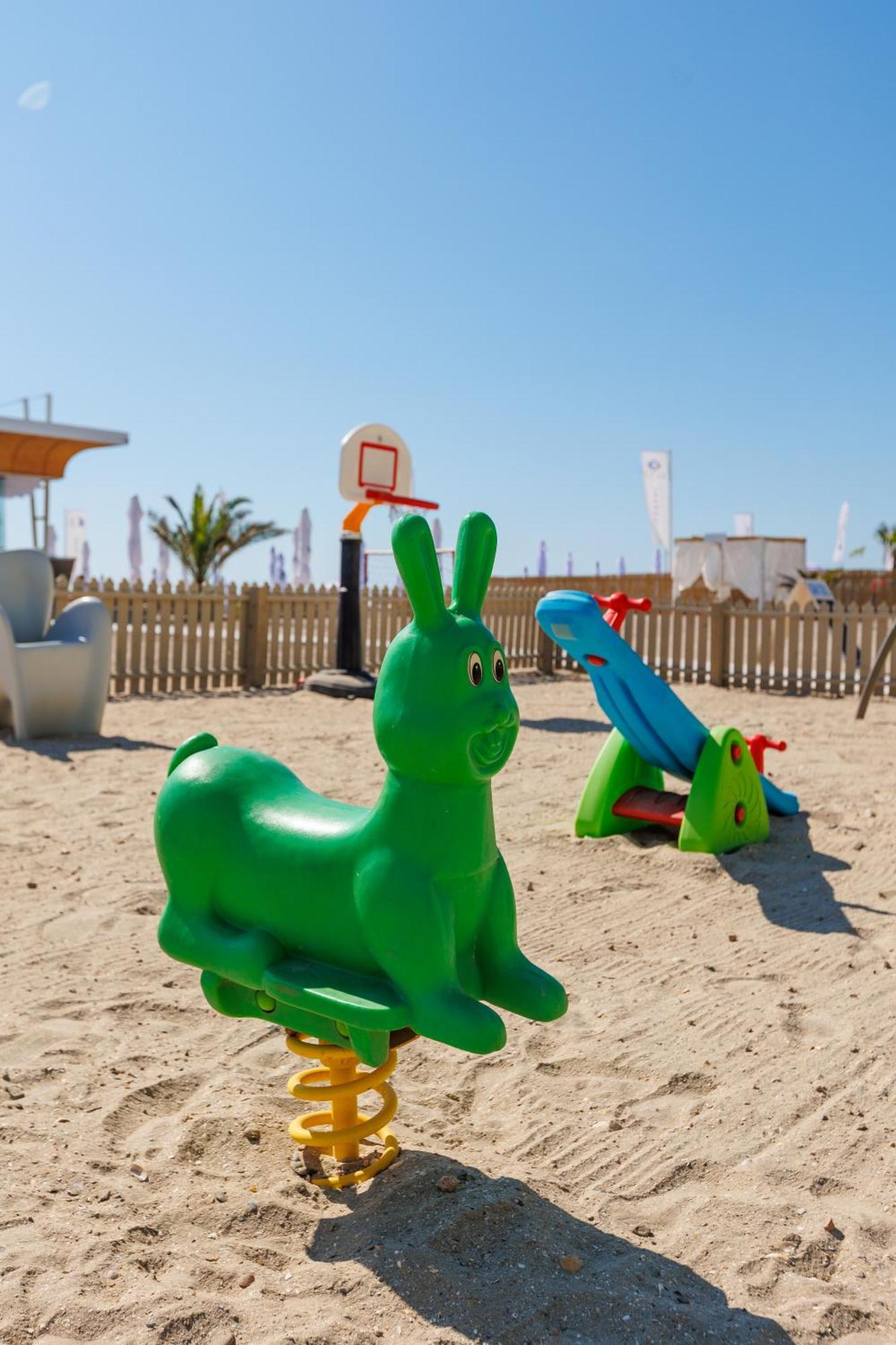 Hotel Opera Mamaia Kültér fotó